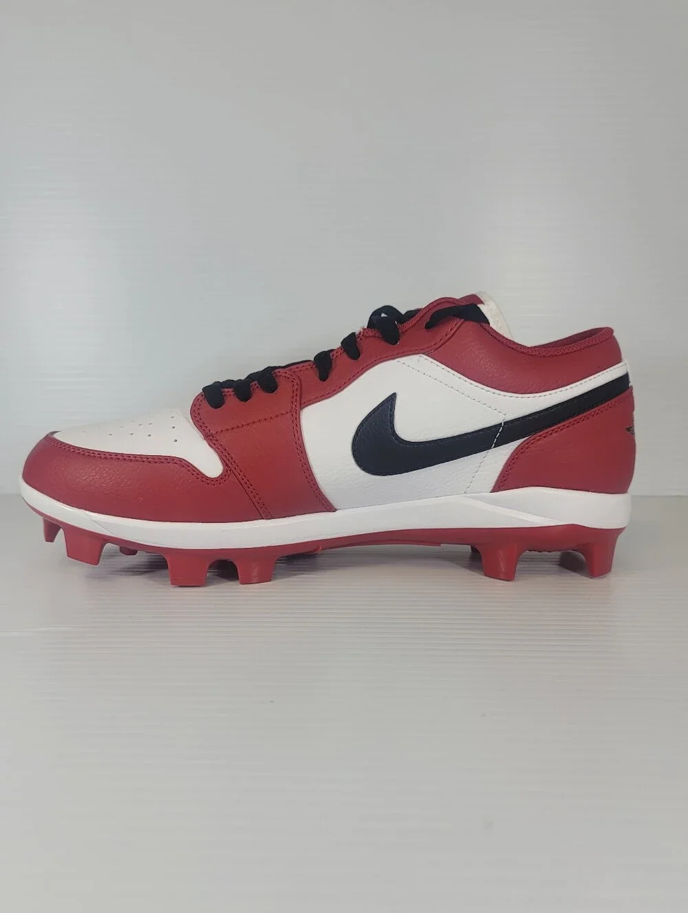 Mens Size 12 Nike Air Jordan 1 Retro MCS Low Chicago Baseball Cleats CJ8524-611